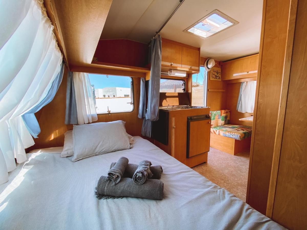 Glamping Caravan Lanzarote Tinajo Extérieur photo