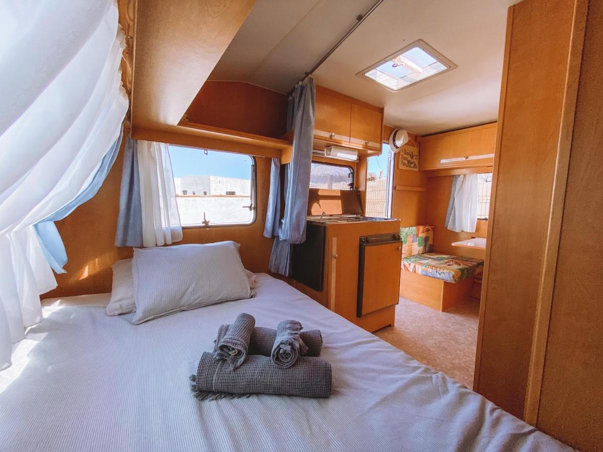 Glamping Caravan Lanzarote Tinajo Extérieur photo